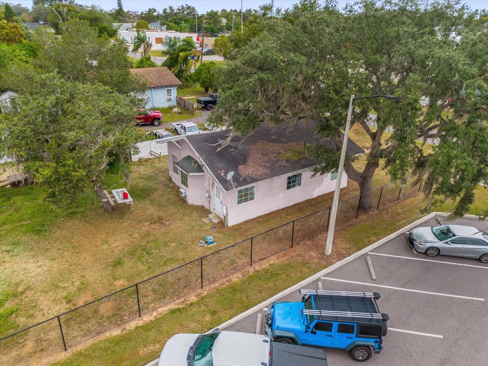 Image 14 of 20 For 122 Smith Avenue