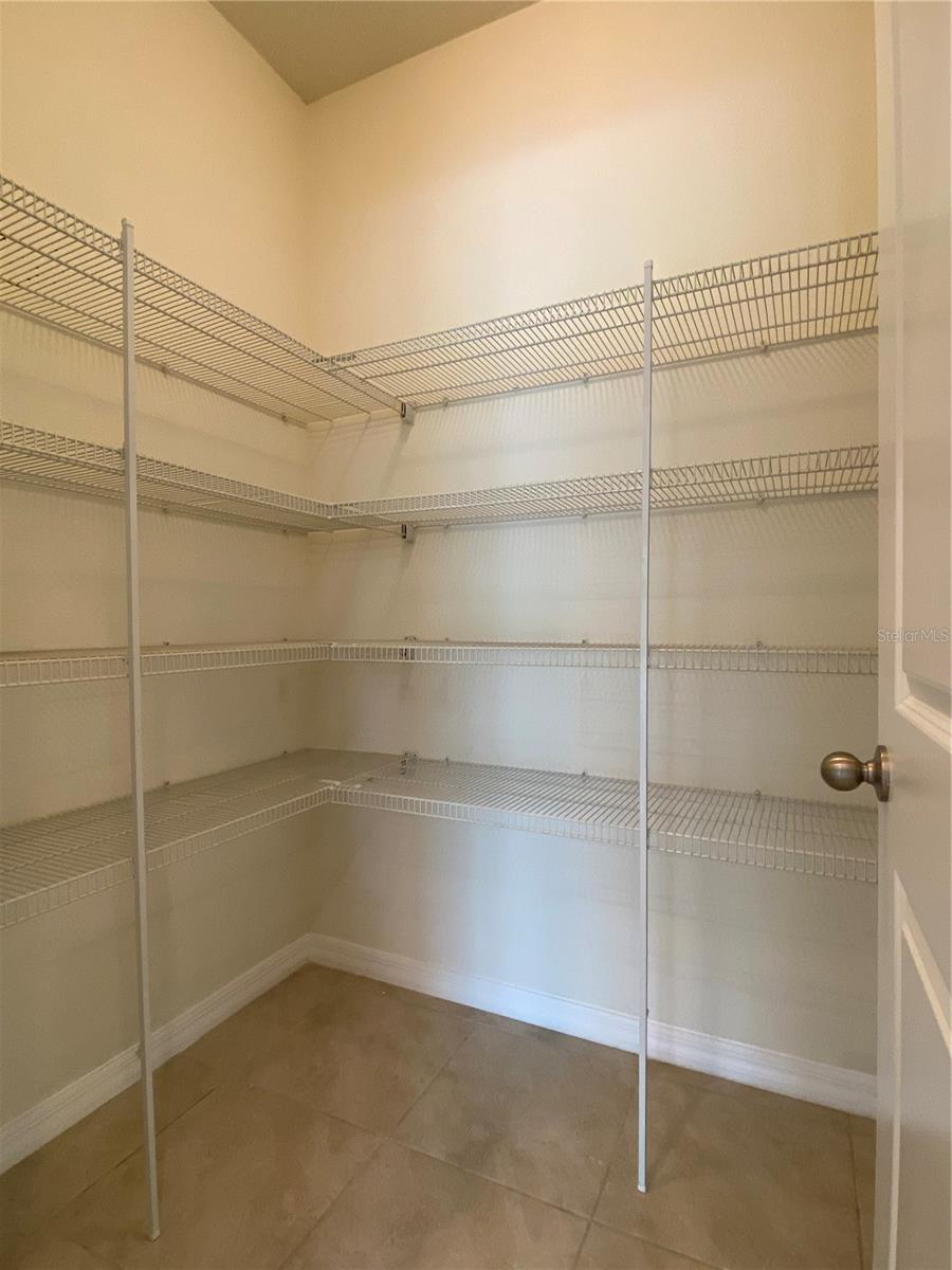 Image 10 of 27 For 7481 Aloma Pines Court