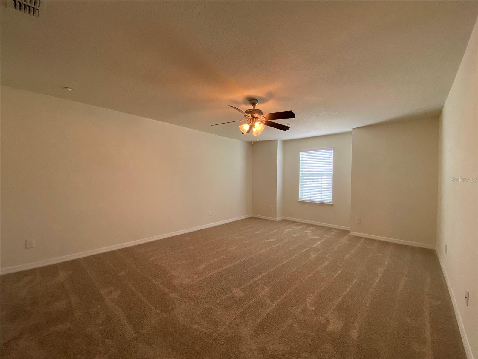 Image 21 of 27 For 7481 Aloma Pines Court