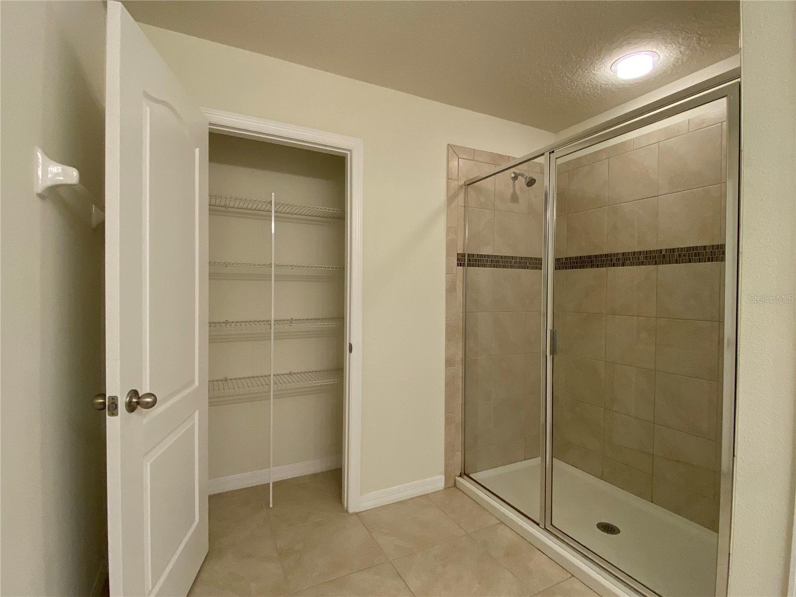 Image 24 of 27 For 7481 Aloma Pines Court