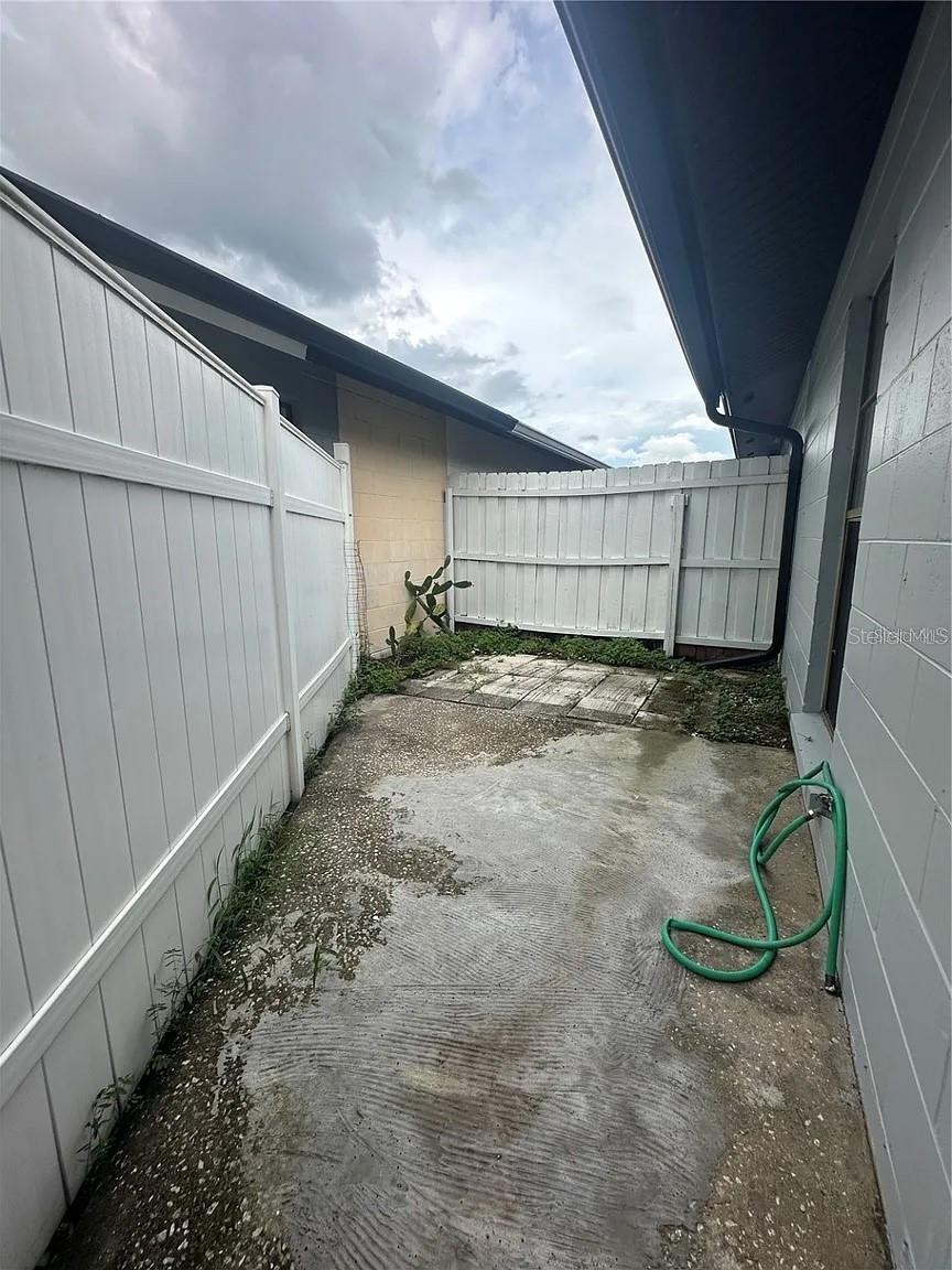 Image 10 of 10 For 2709 Shadybranch Drive