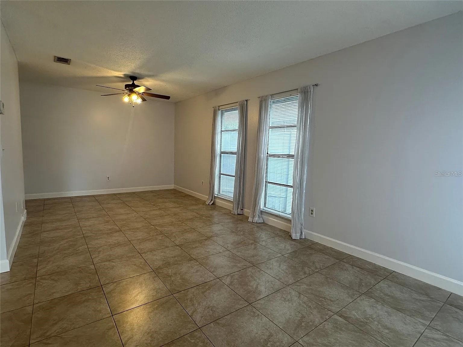 Image 4 of 10 For 2709 Shadybranch Drive