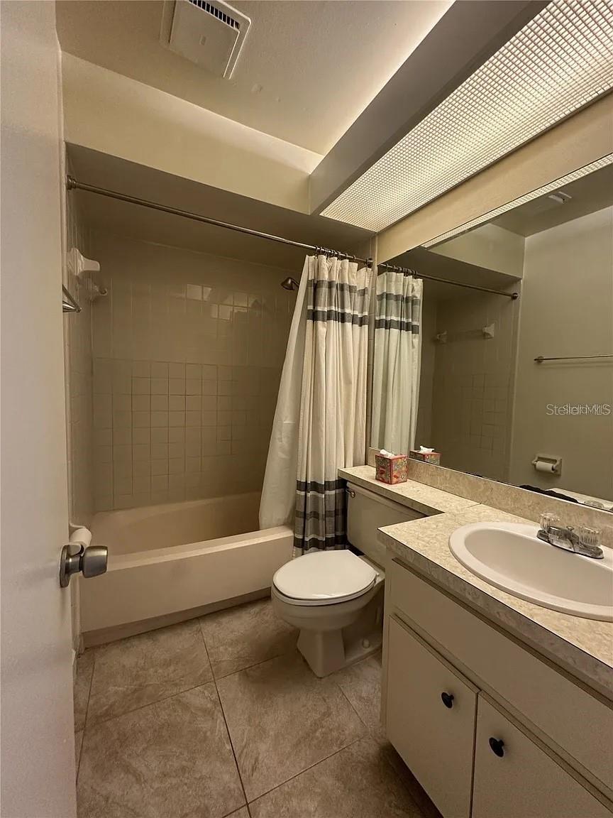 Image 7 of 10 For 2709 Shadybranch Drive