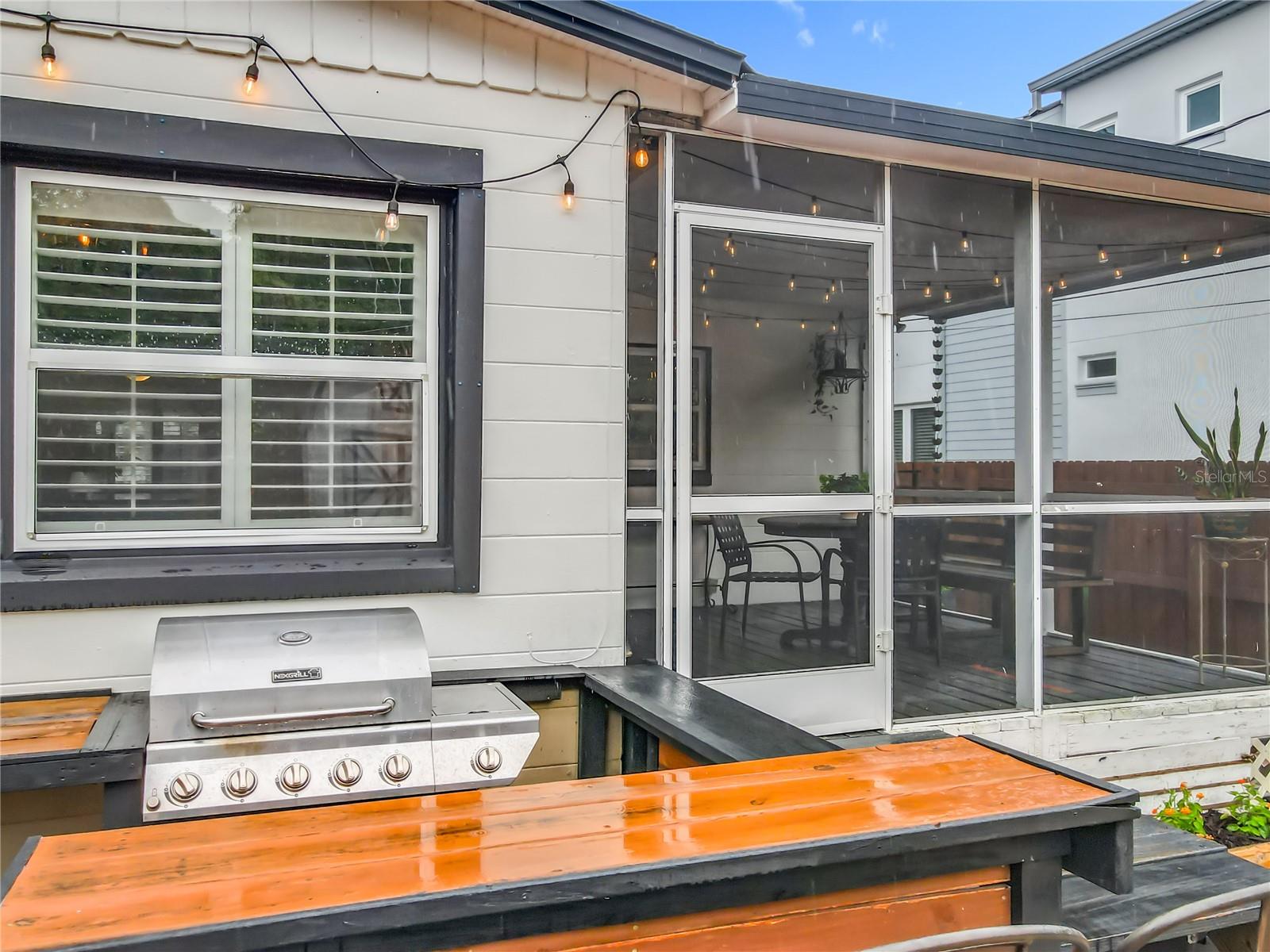 Image 59 of 74 For 825 Smith Street