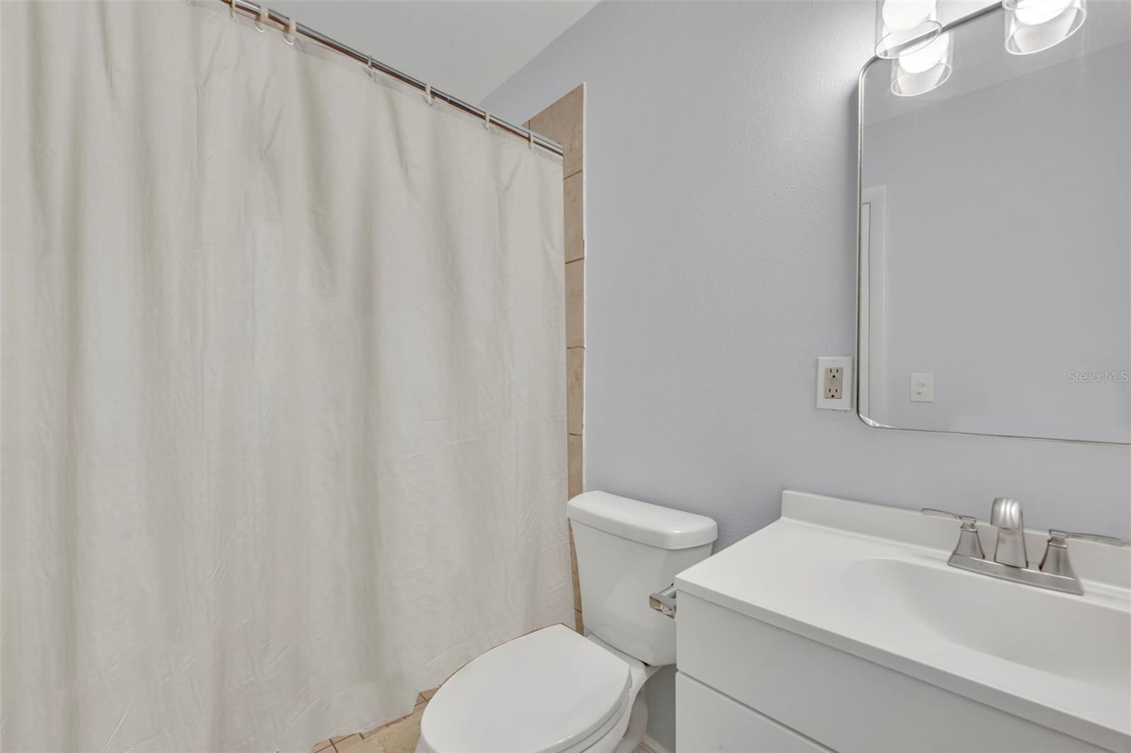 Image 15 of 20 For 2320 High Street