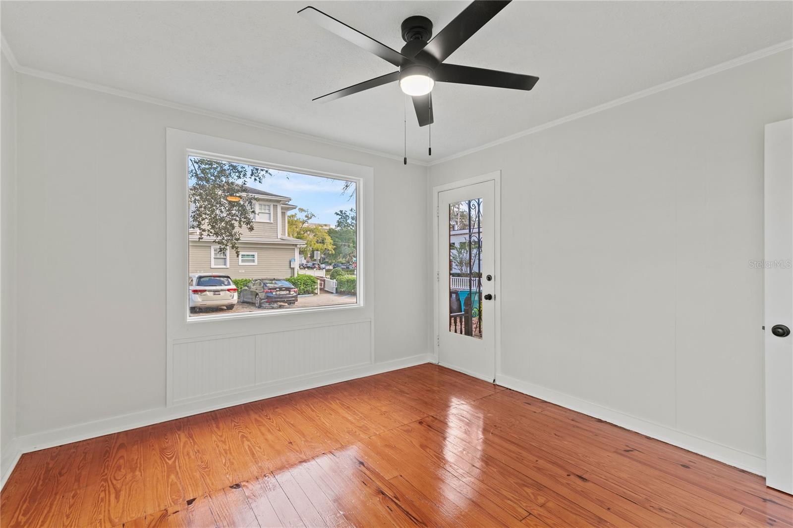 Image 21 of 31 For 912 Bradshaw Terrace