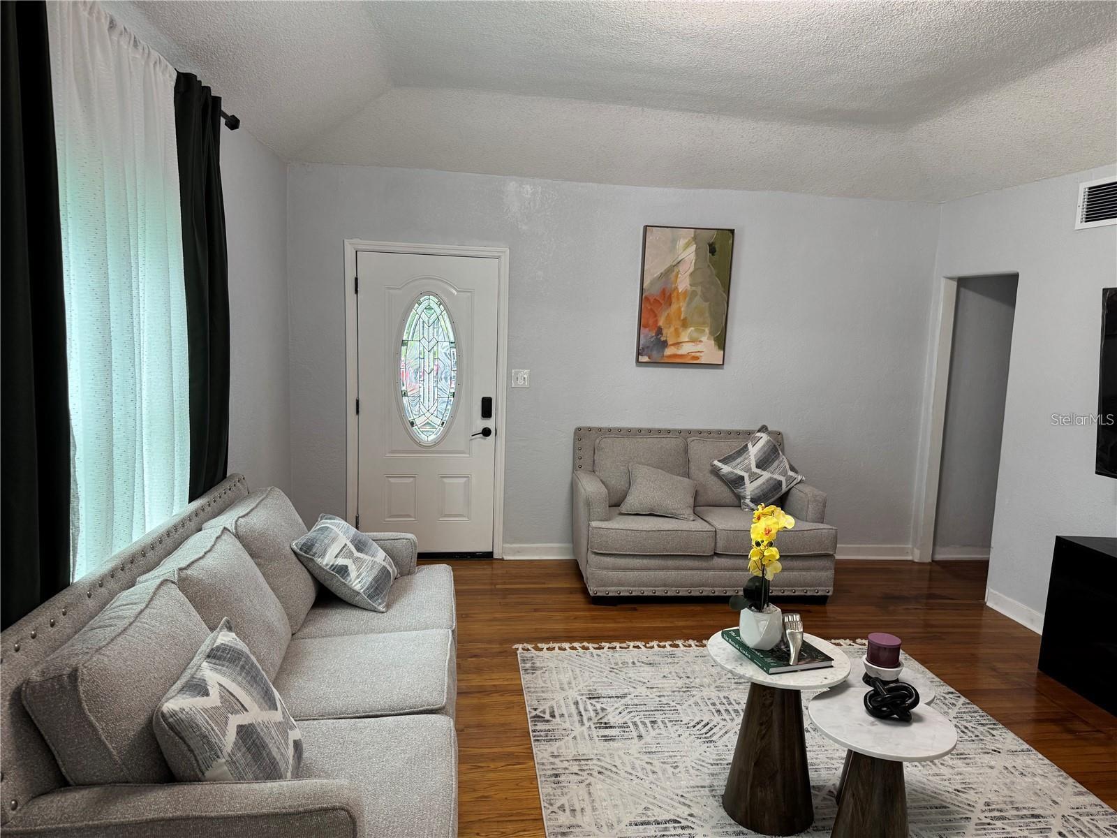 Image 3 of 17 For 1349 Arlington Street