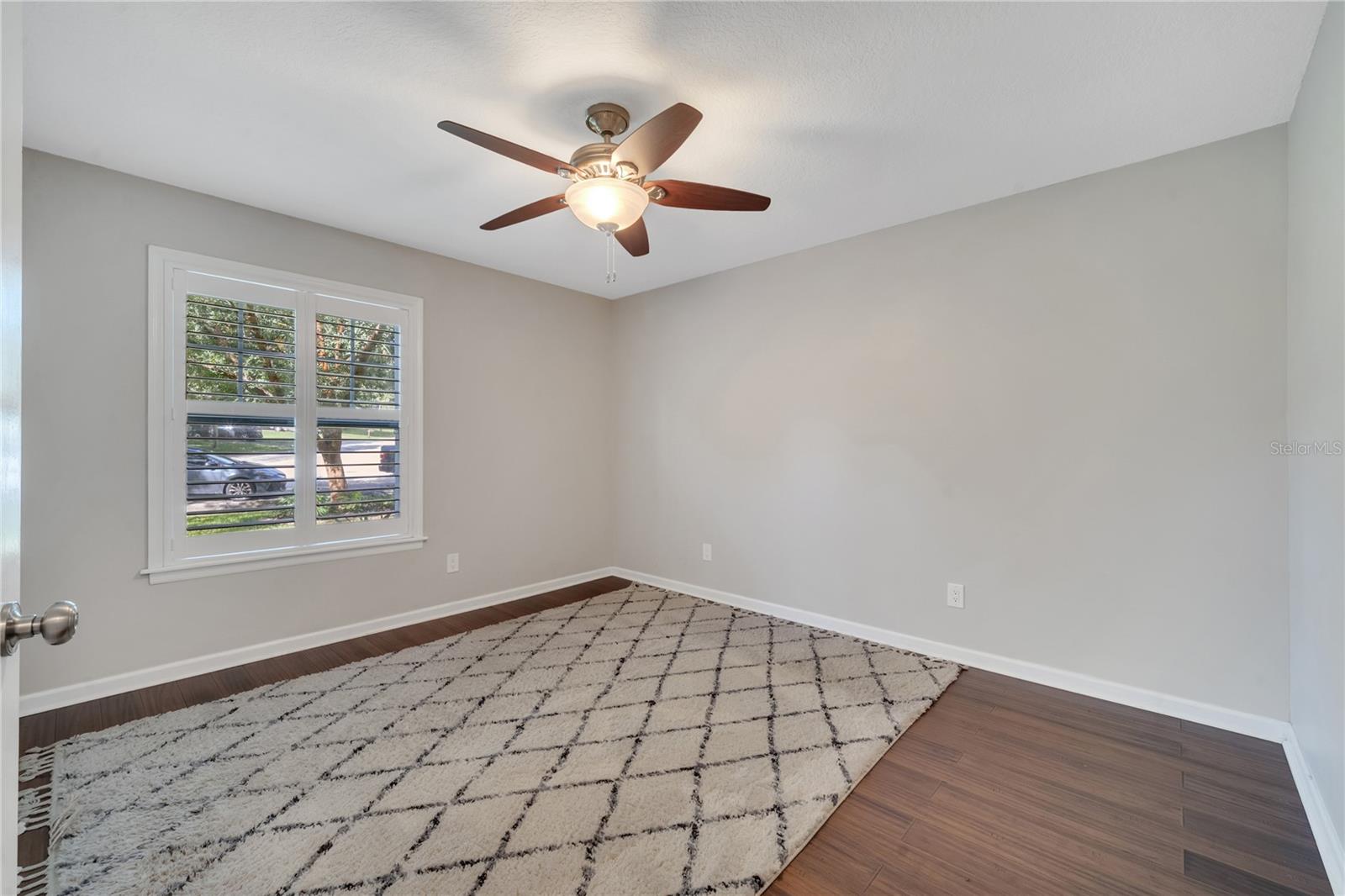 Image 22 of 50 For 755 Oak Terrace
