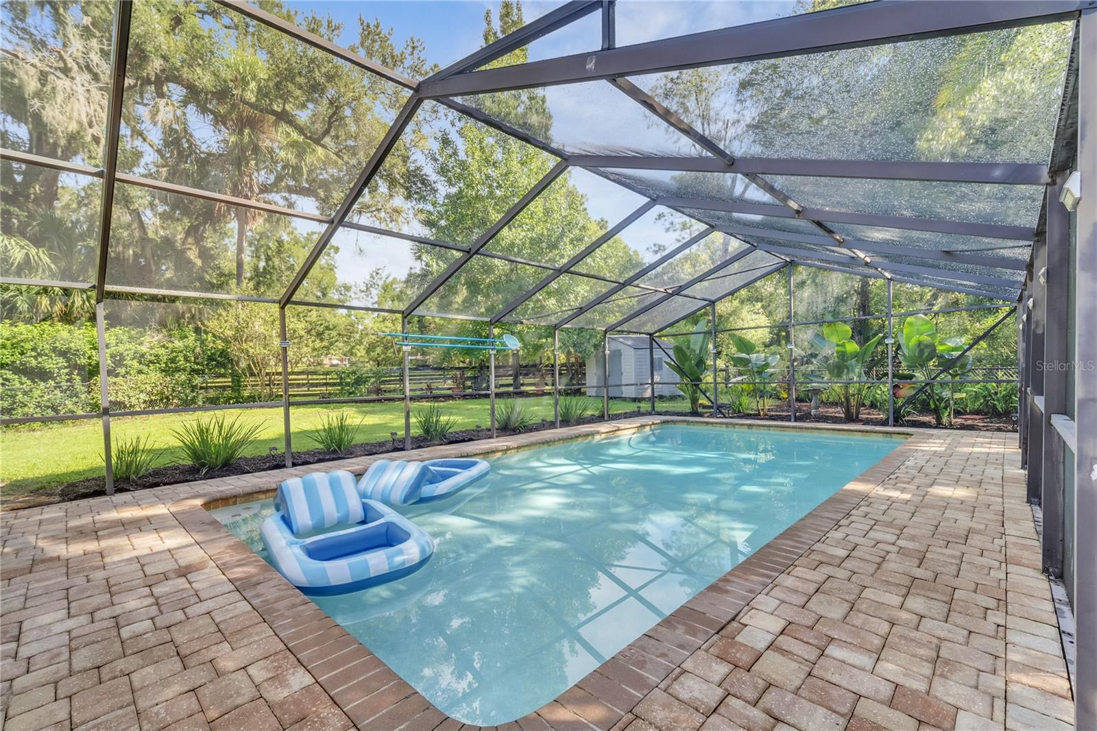 Image 39 of 50 For 755 Oak Terrace