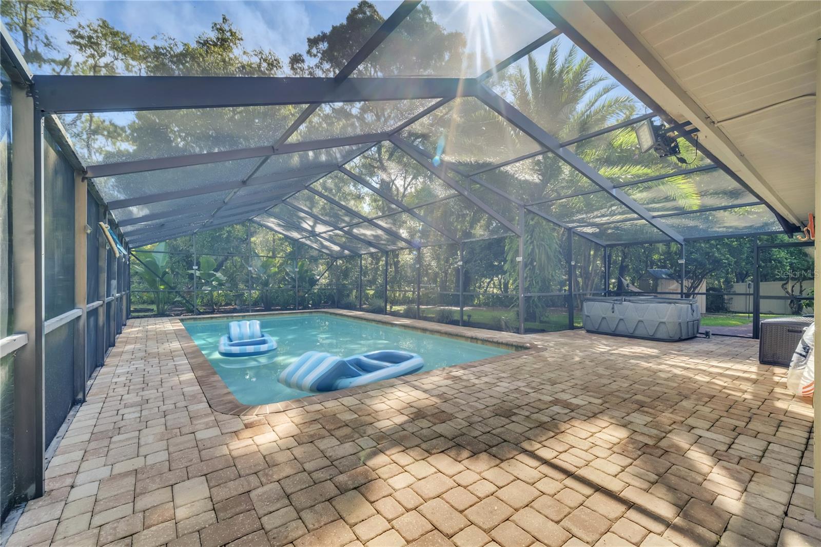 Image 41 of 50 For 755 Oak Terrace
