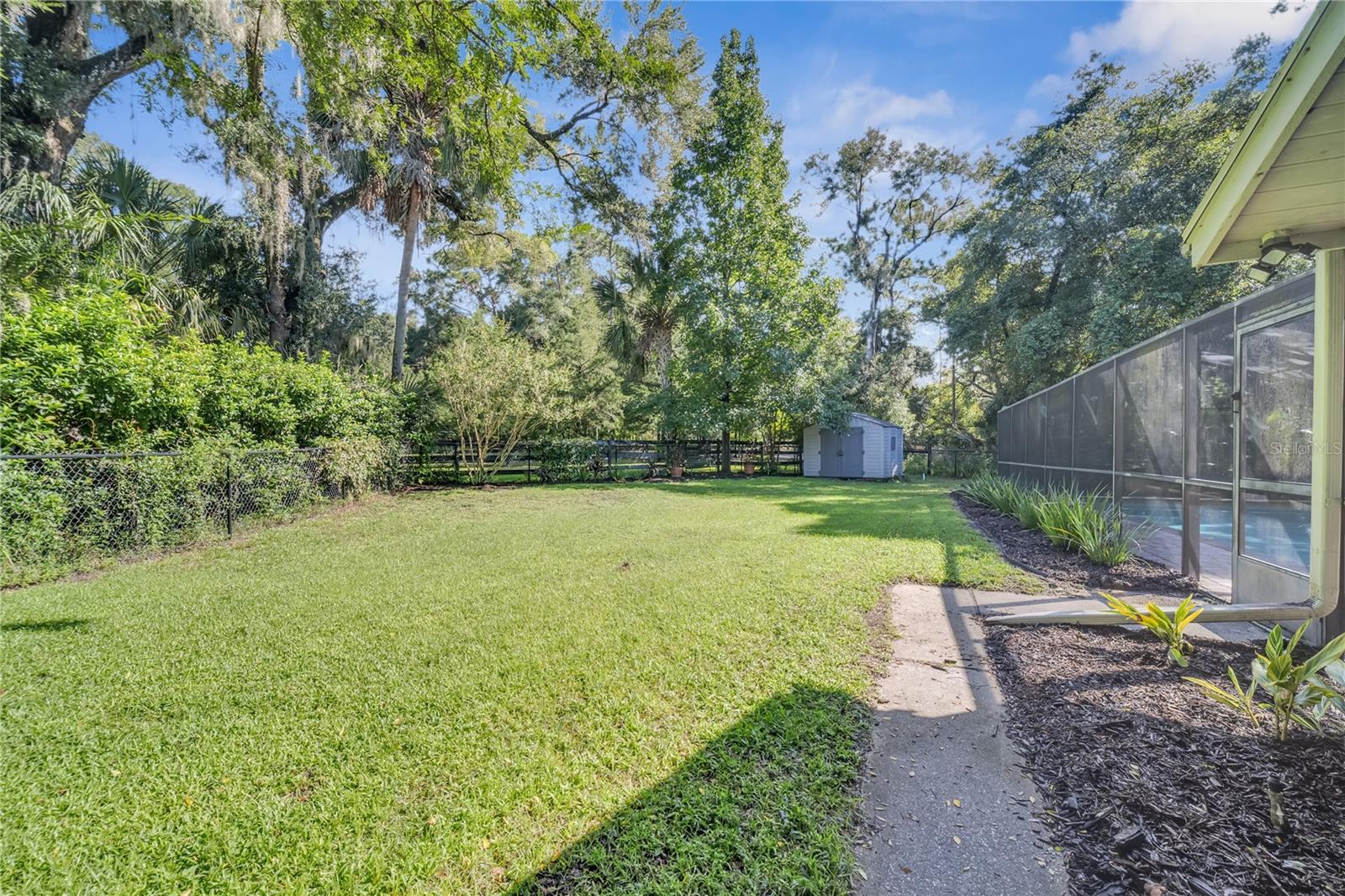 Image 46 of 50 For 755 Oak Terrace