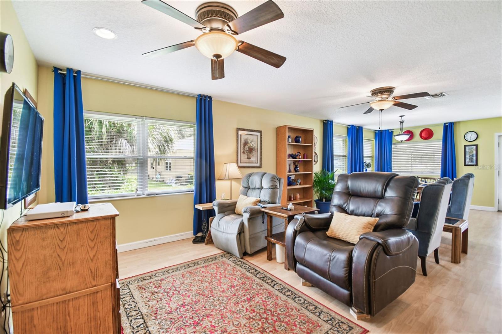 Image 18 of 59 For 87 Lone Star Street