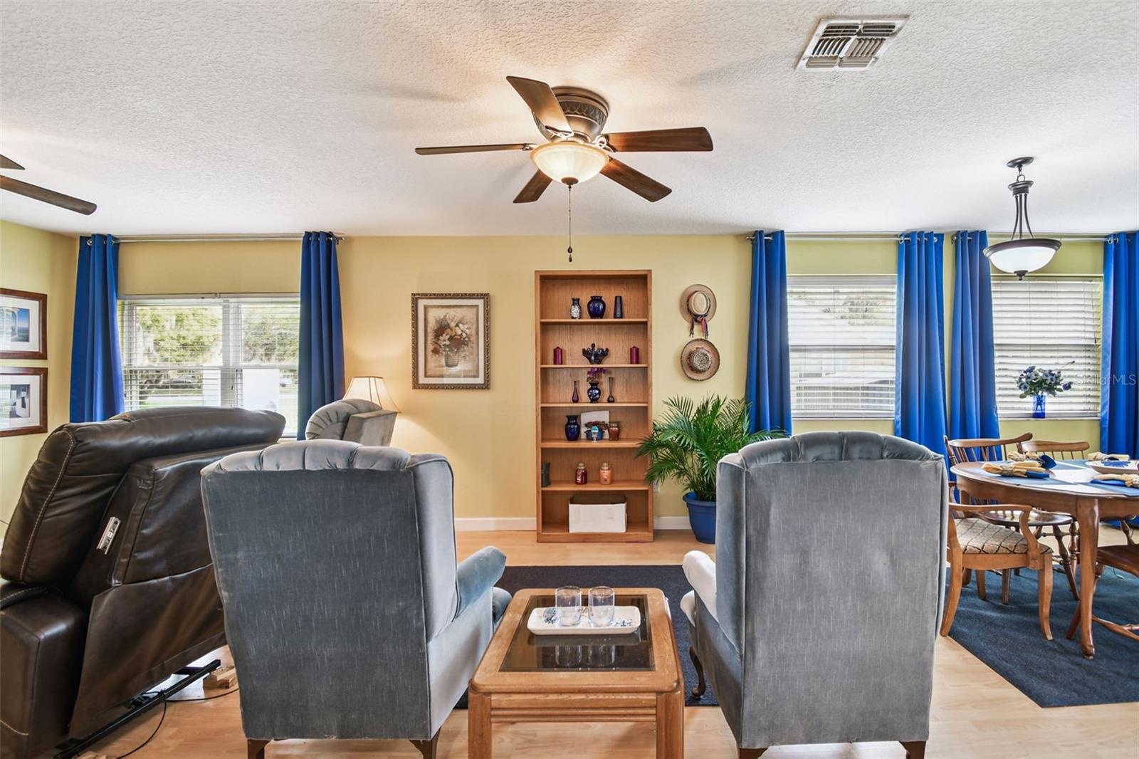 Image 22 of 59 For 87 Lone Star Street