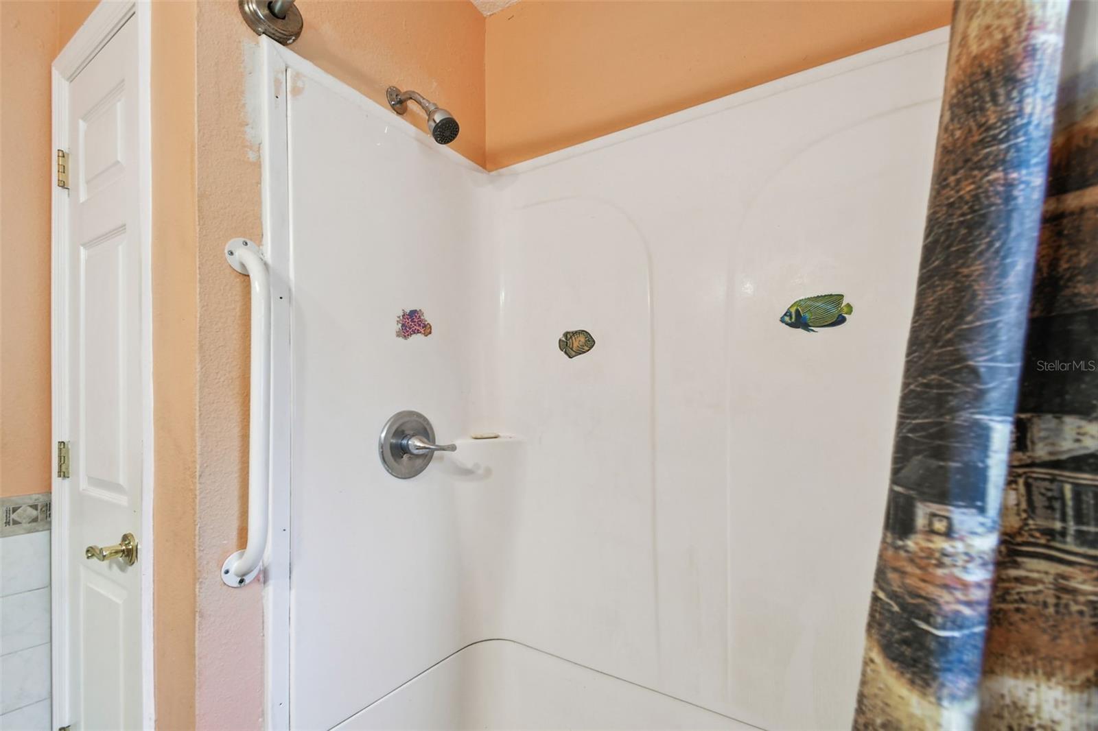 Image 42 of 59 For 87 Lone Star Street