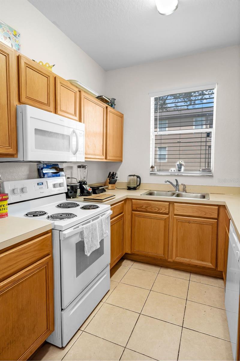 Image 10 of 77 For 518 Terra Lago Street