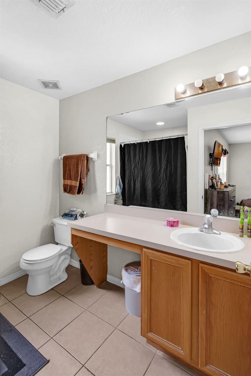 Image 18 of 77 For 518 Terra Lago Street