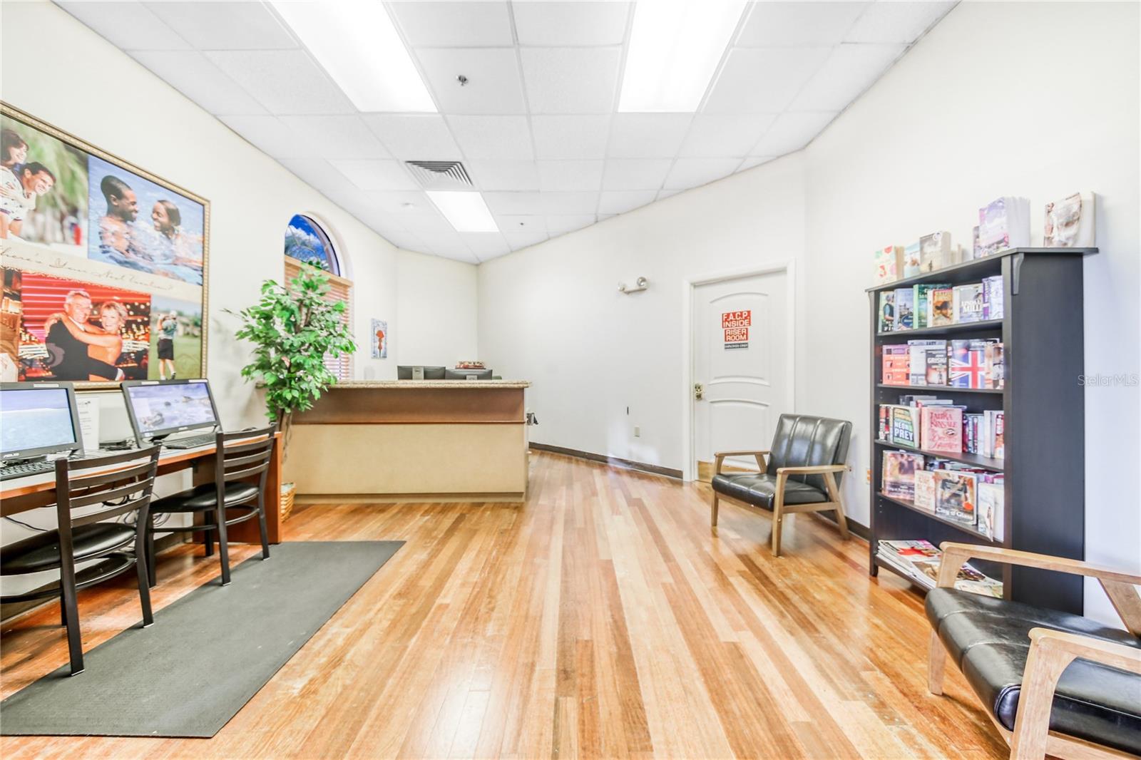 Image 53 of 77 For 518 Terra Lago Street