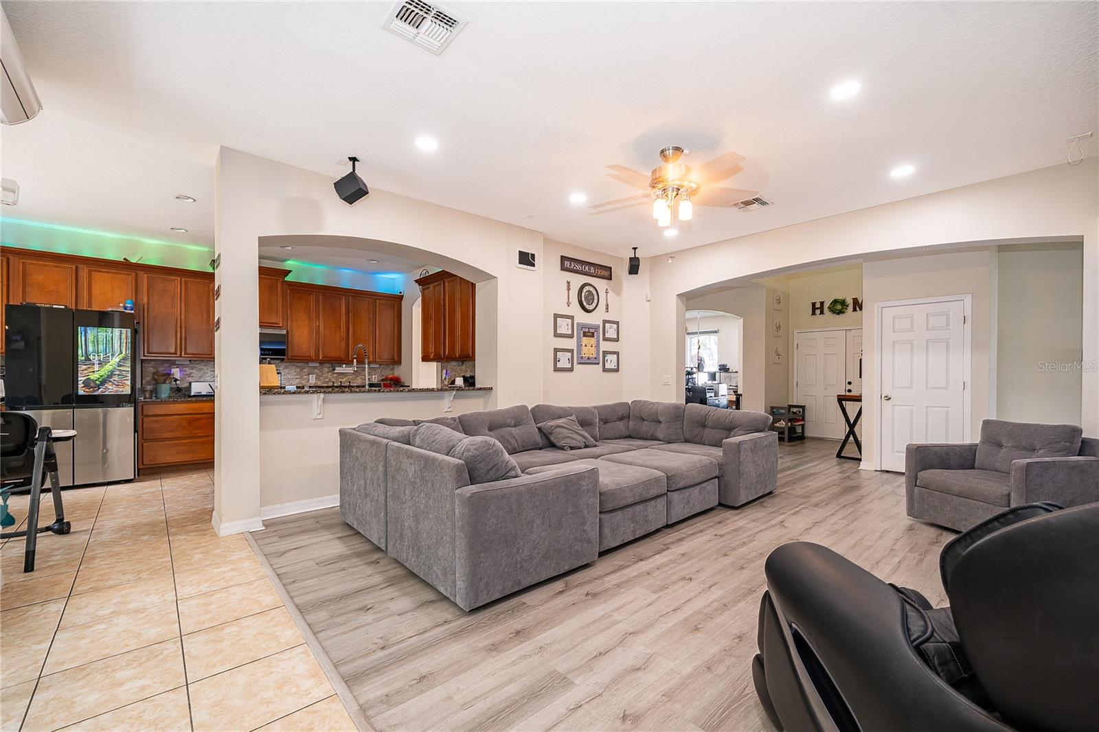 Image 5 of 28 For 9808 Bennington Chase Drive