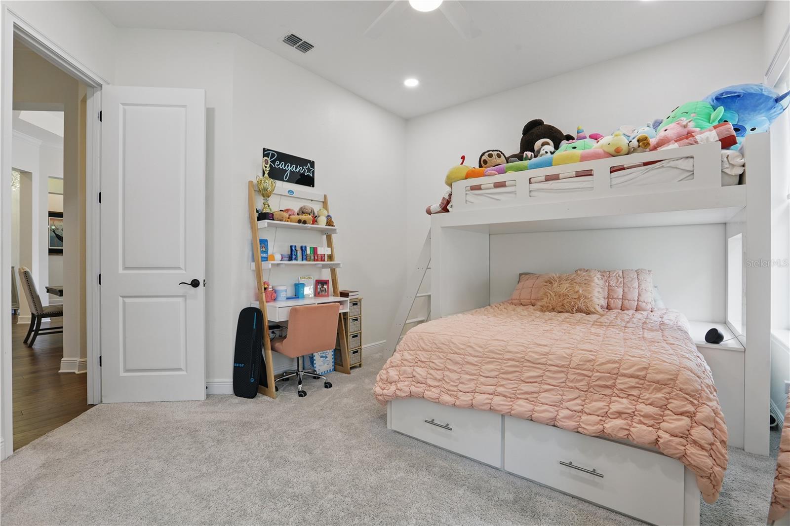 Image 31 of 48 For 7625 Blue Quail Lane