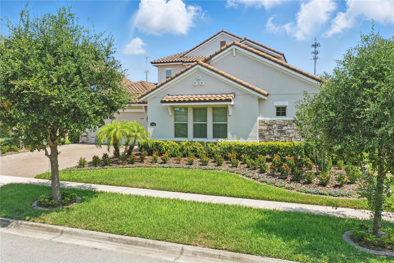 Image 4 of 48 For 7625 Blue Quail Lane