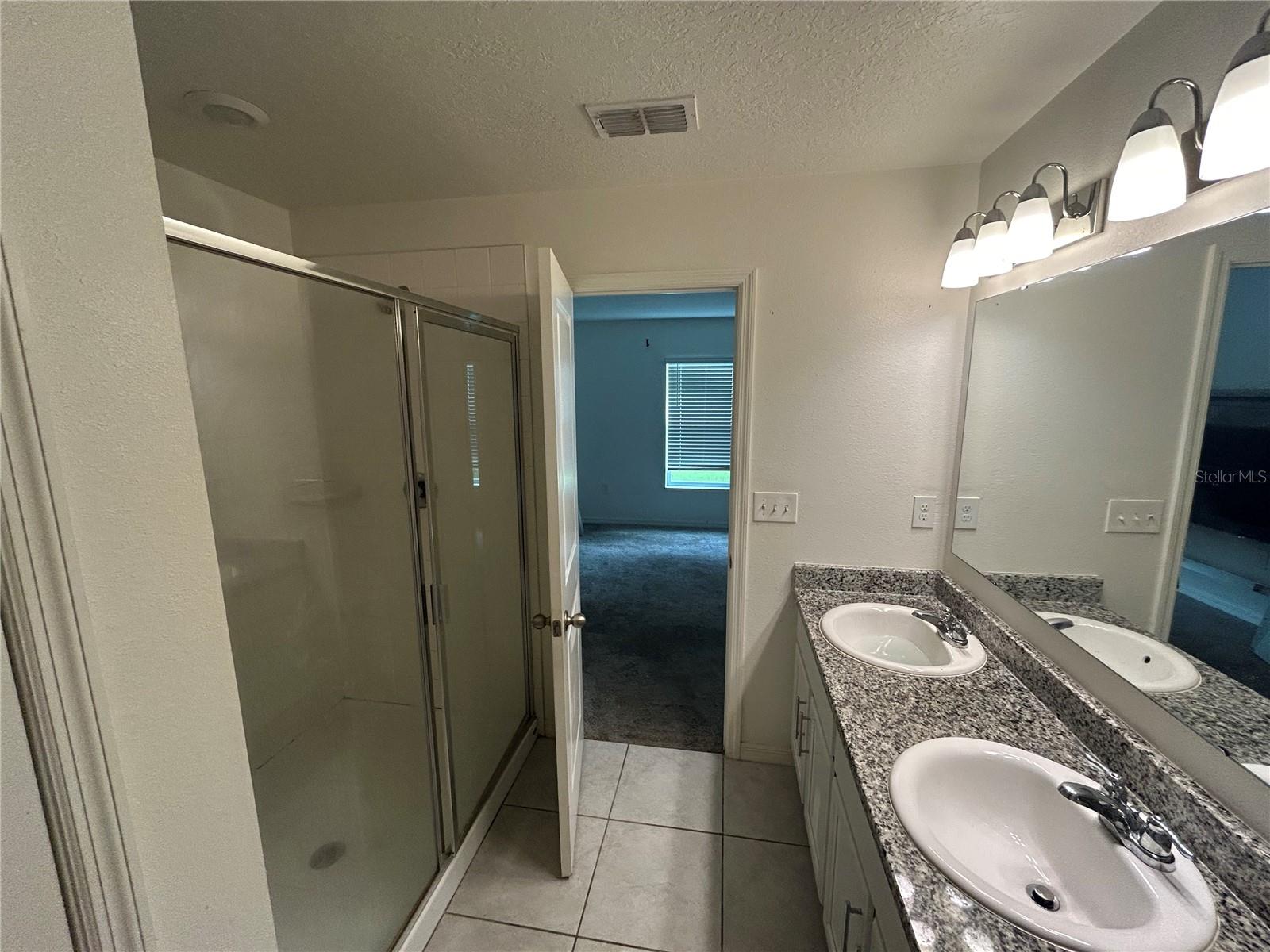 Image 7 of 8 For 4475 Casablanca Avenue