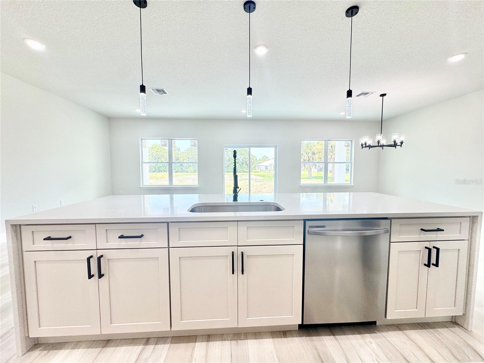 Image 21 of 58 For 2998 Fiske Road Se