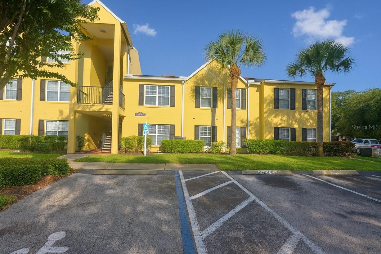 Image 29 of 30 For 2059 Dixie Belle Dr  2059n