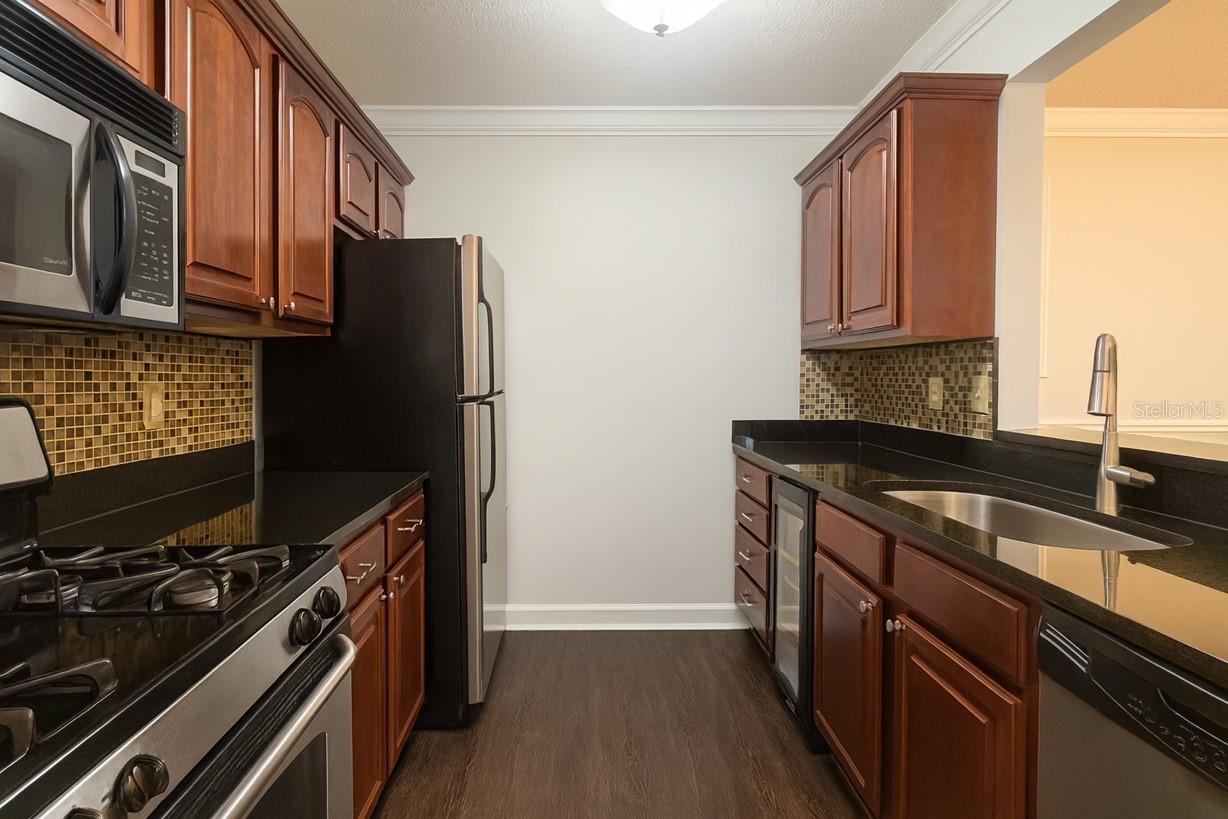 Image 8 of 30 For 2059 Dixie Belle Dr  2059n