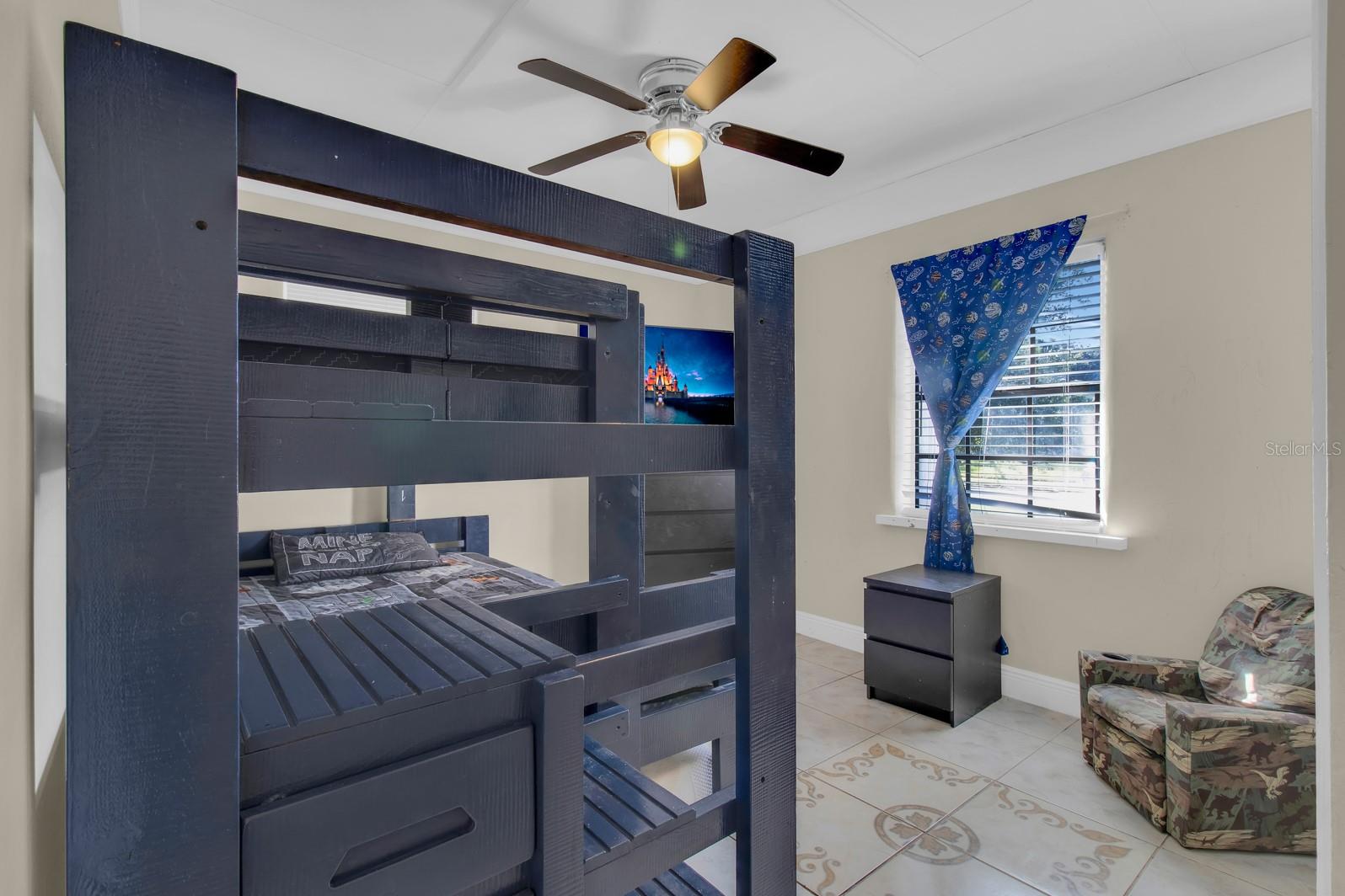 Image 20 of 25 For 11531 Cameron Street