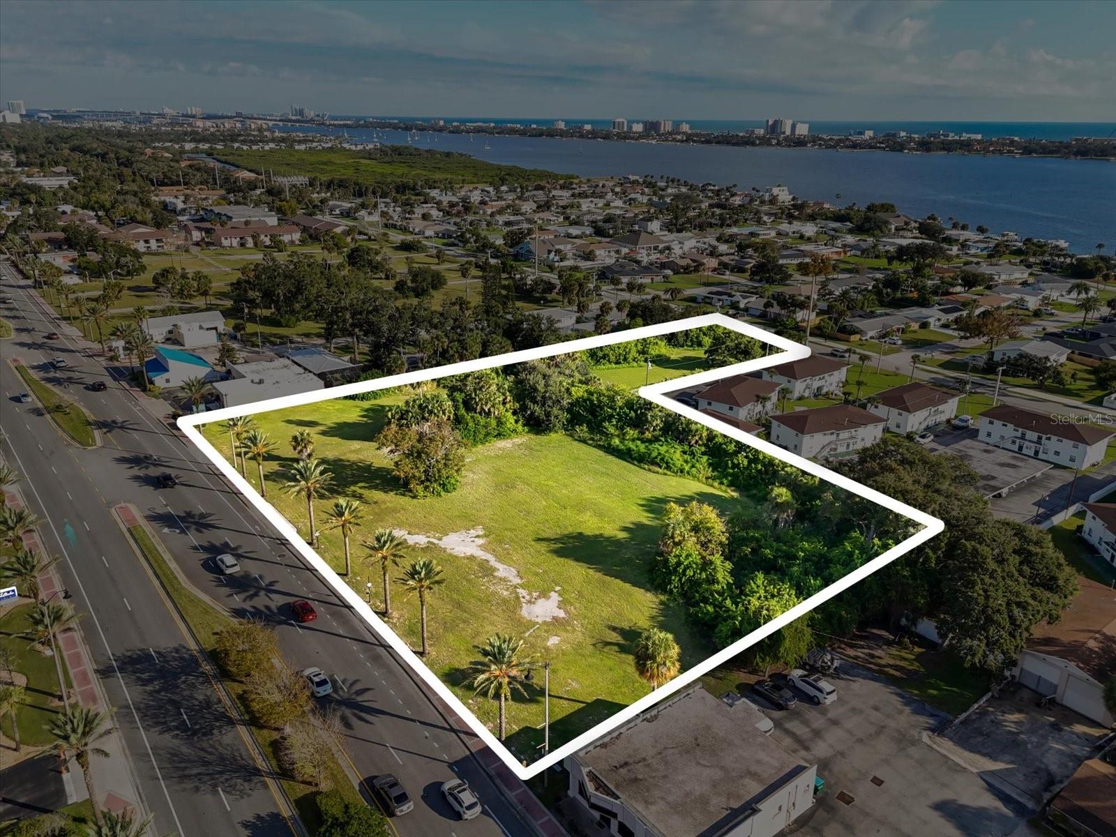 Image 12 of 29 For 1771 Ridgewood Avenue