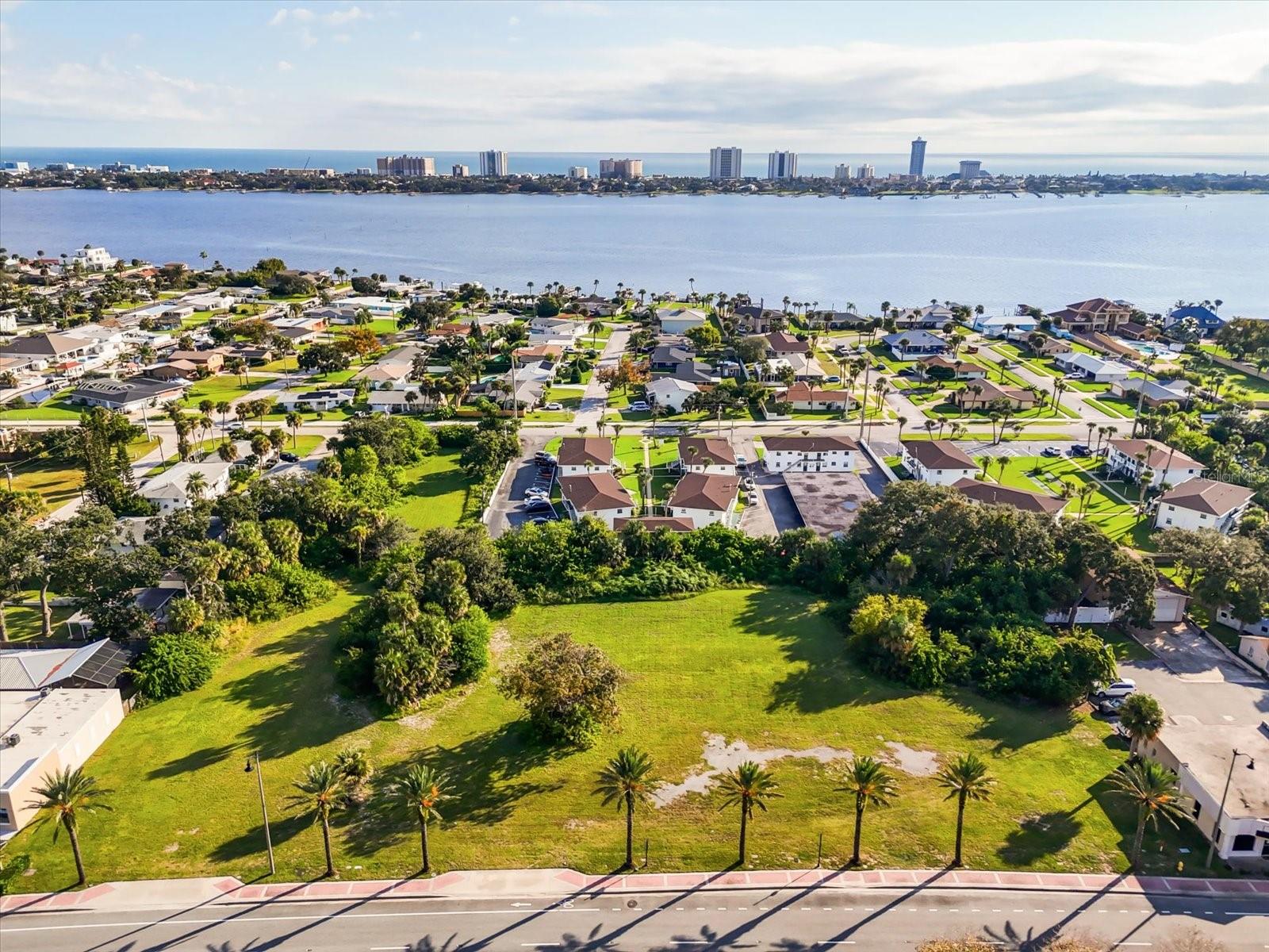 Image 23 of 29 For 1771 Ridgewood Avenue