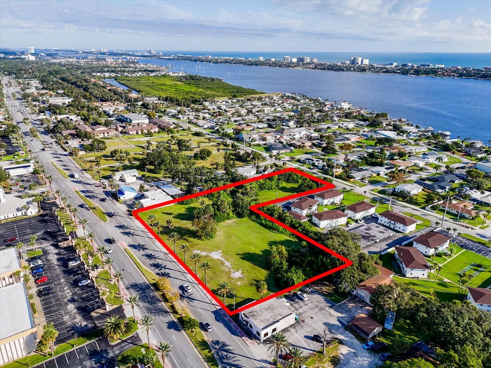 Image 3 of 29 For 1771 Ridgewood Avenue