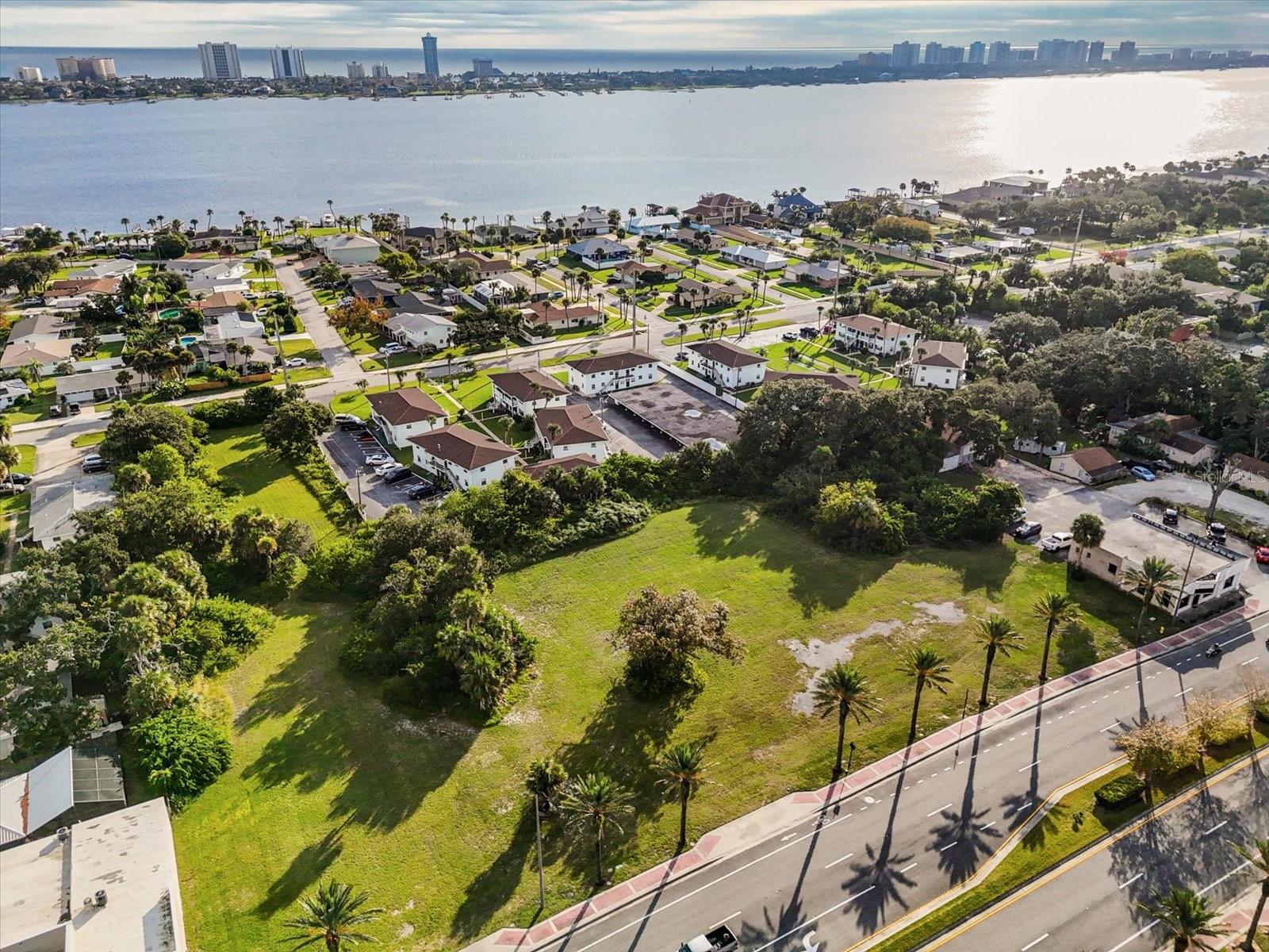 Image 6 of 29 For 1771 Ridgewood Avenue