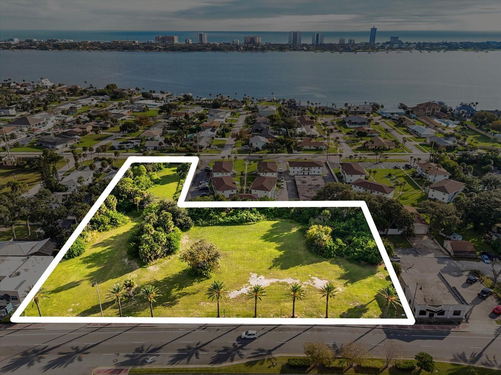 Image 9 of 29 For 1771 Ridgewood Avenue