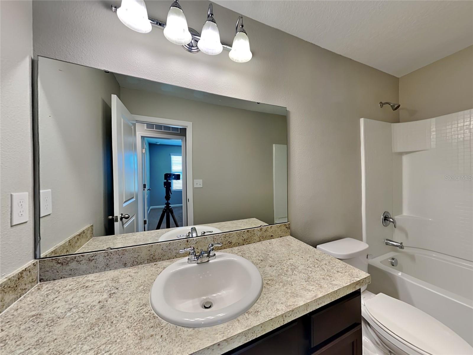 Image 14 of 16 For 707 Madison Drive