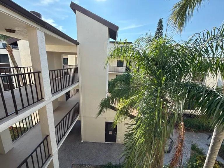 Image 2 of 19 For 2209 Belleair Road C33