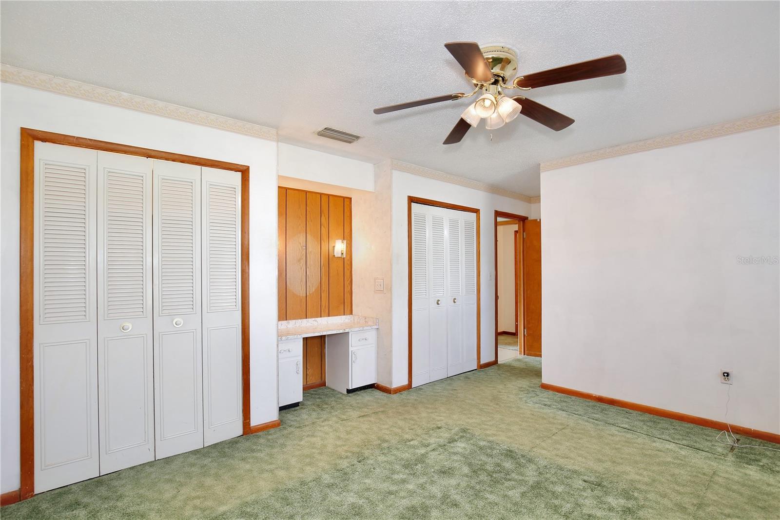 Image 15 of 54 For 6372 Mainsail Court