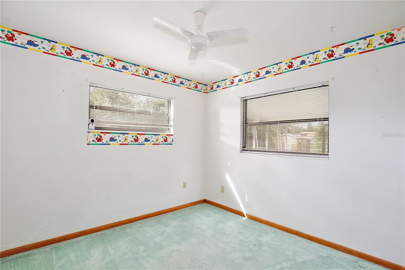 Image 21 of 54 For 6372 Mainsail Court