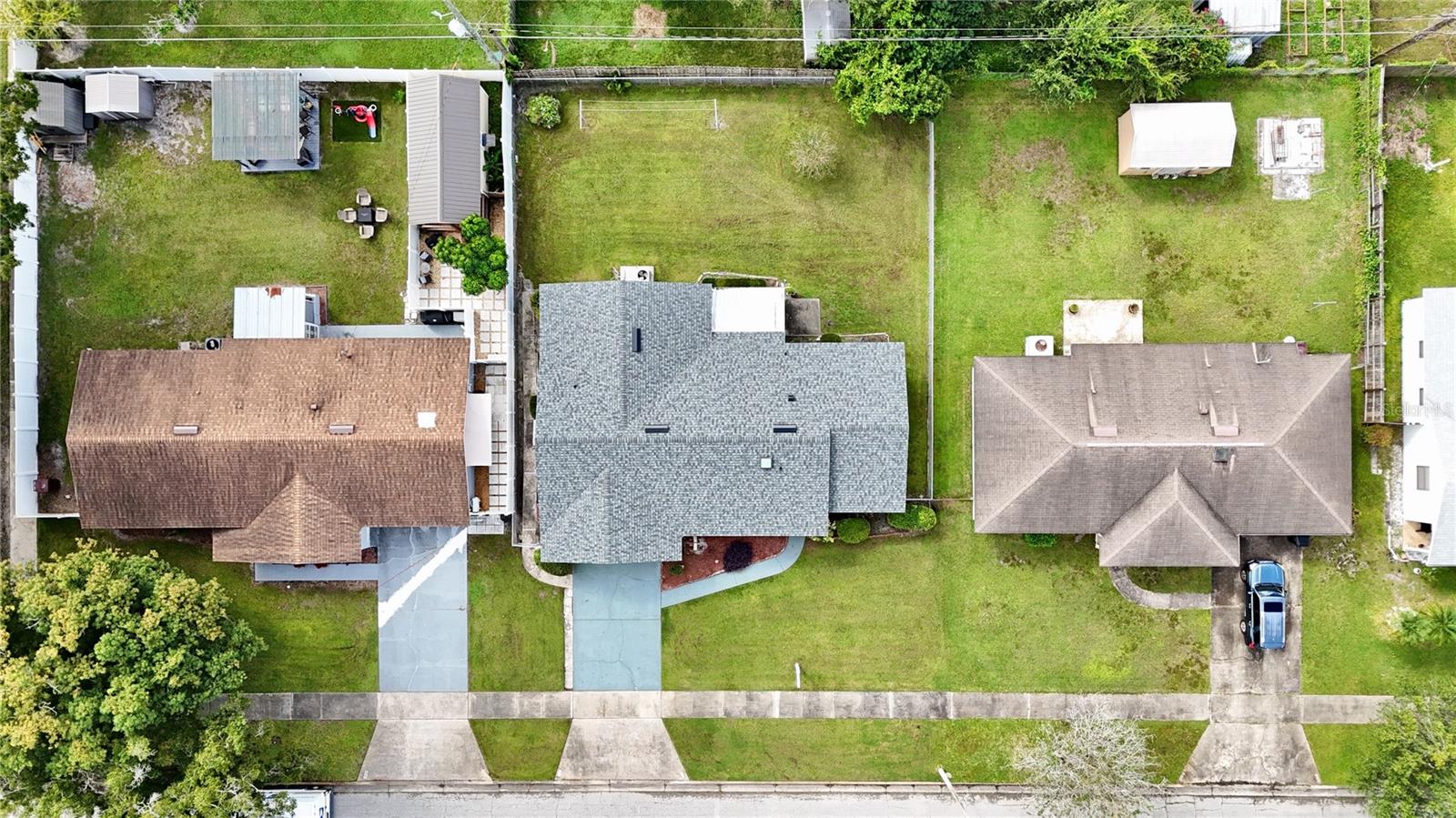 Image 31 of 54 For 6372 Mainsail Court