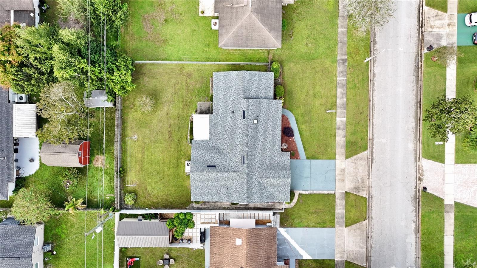 Image 33 of 54 For 6372 Mainsail Court