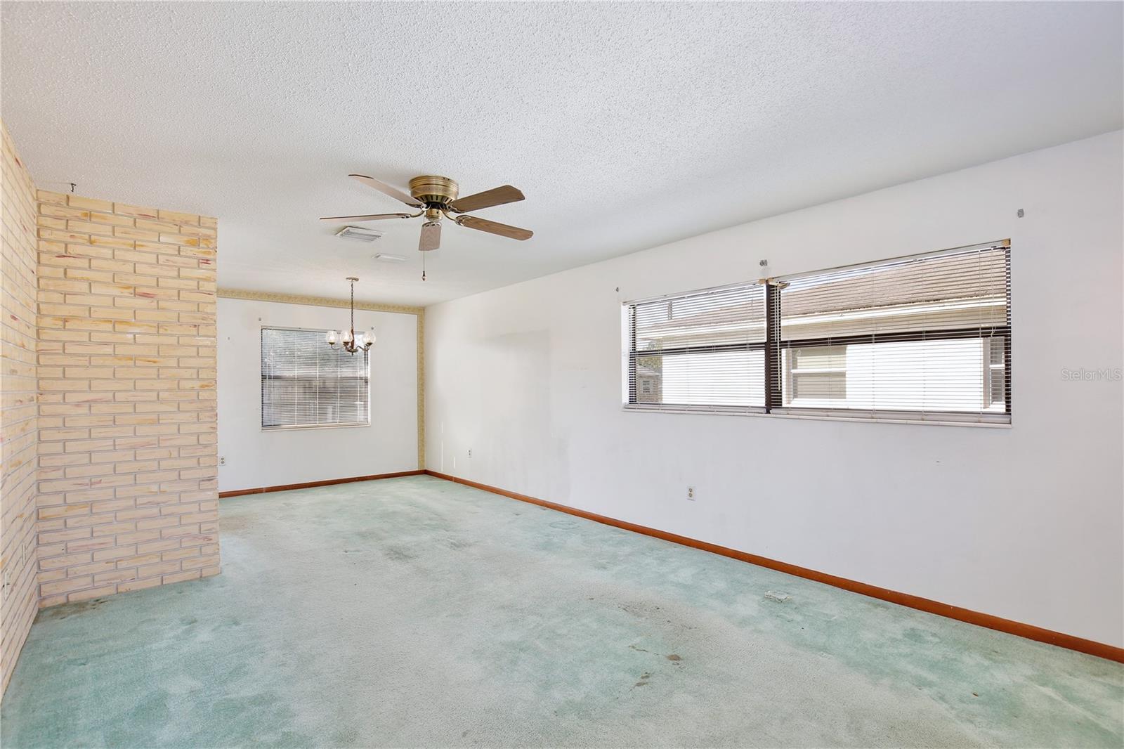 Image 6 of 54 For 6372 Mainsail Court