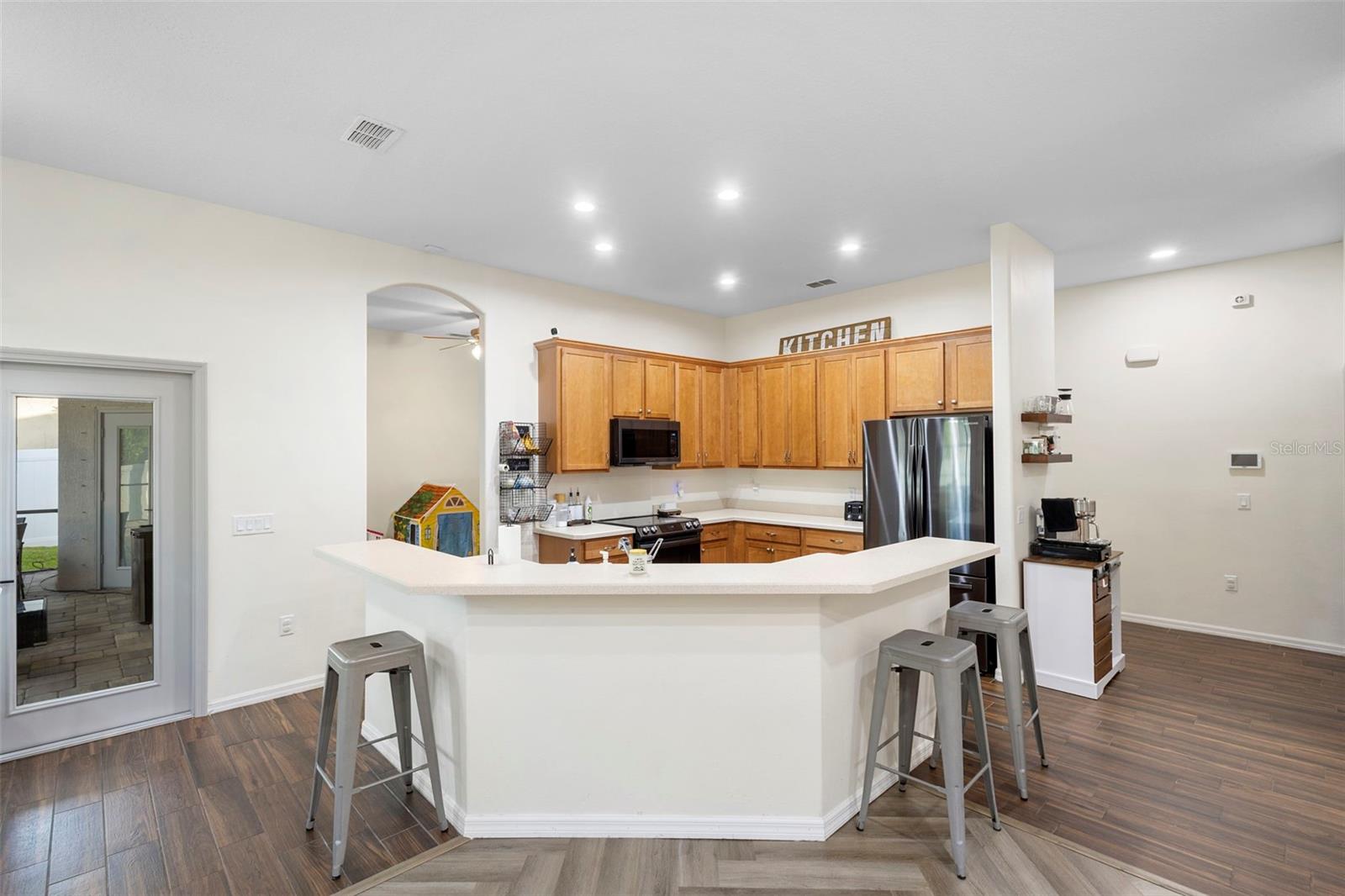 Image 17 of 43 For 700 Cypress Oak Circle