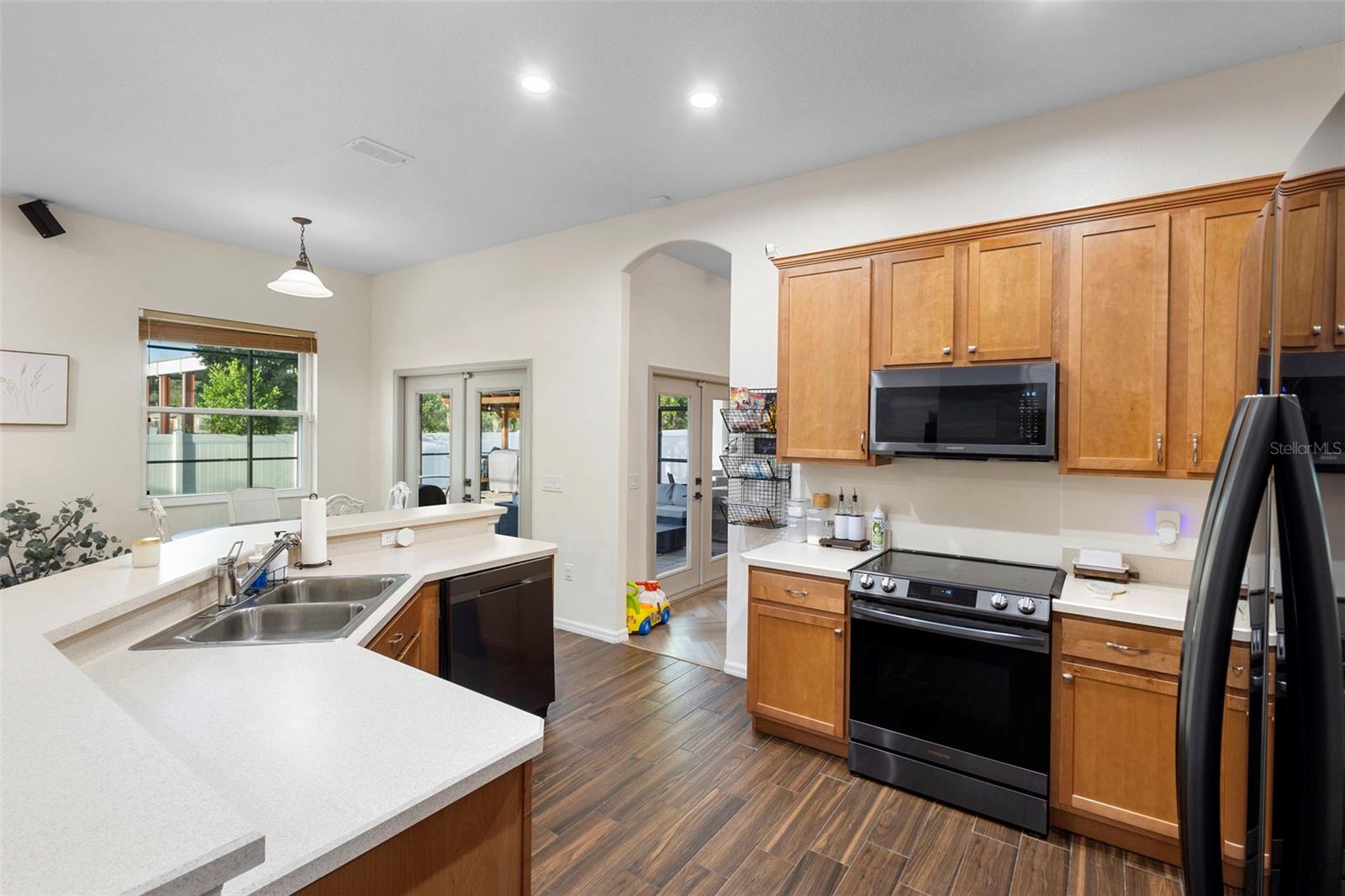 Image 19 of 43 For 700 Cypress Oak Circle