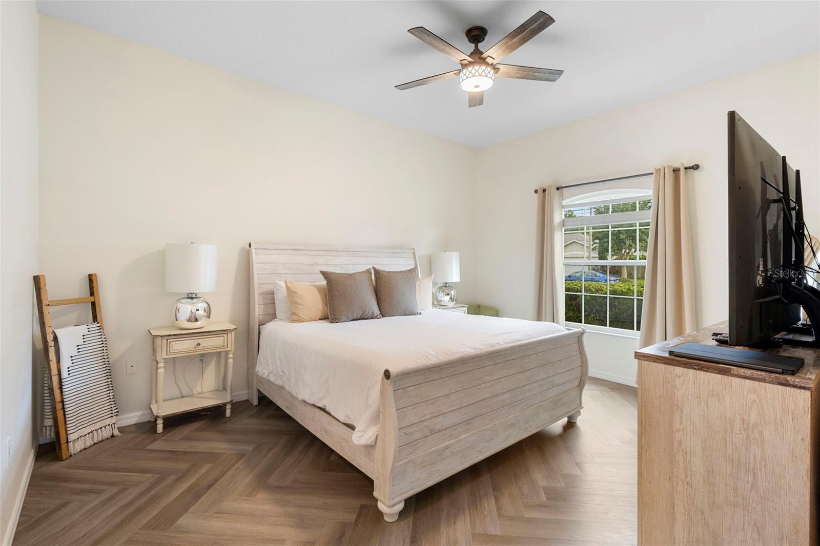 Image 22 of 43 For 700 Cypress Oak Circle