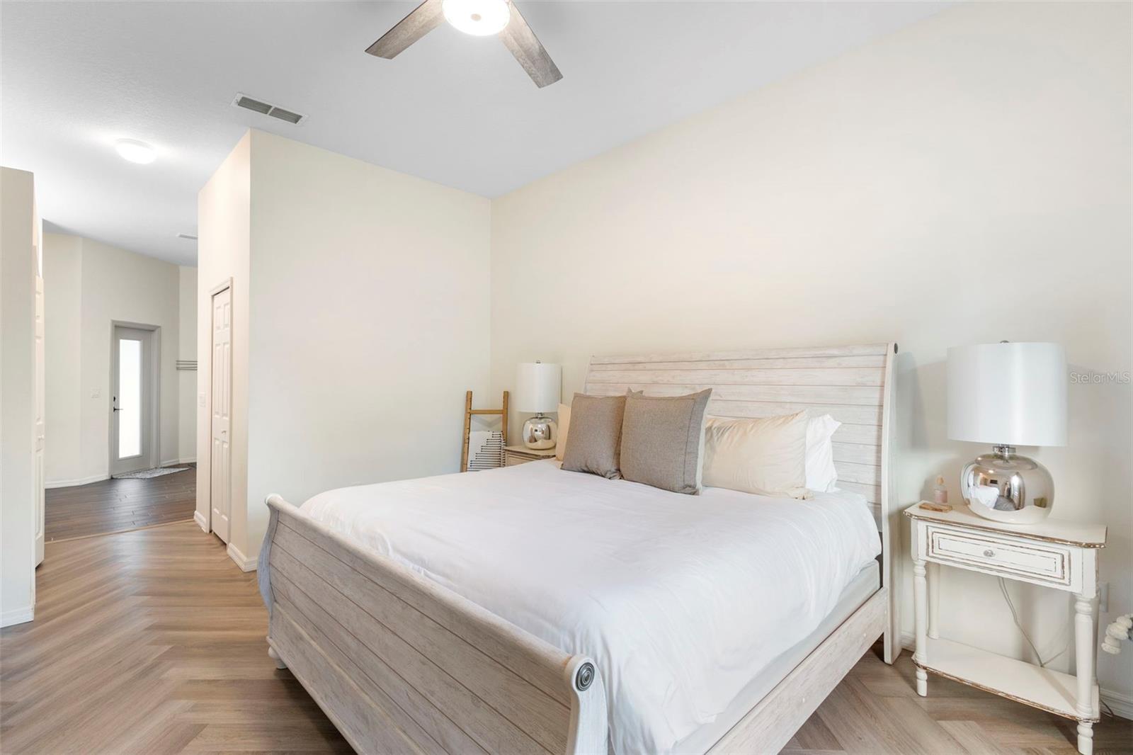 Image 23 of 43 For 700 Cypress Oak Circle