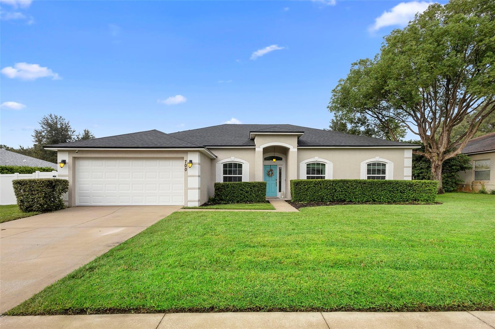 Image 3 of 43 For 700 Cypress Oak Circle