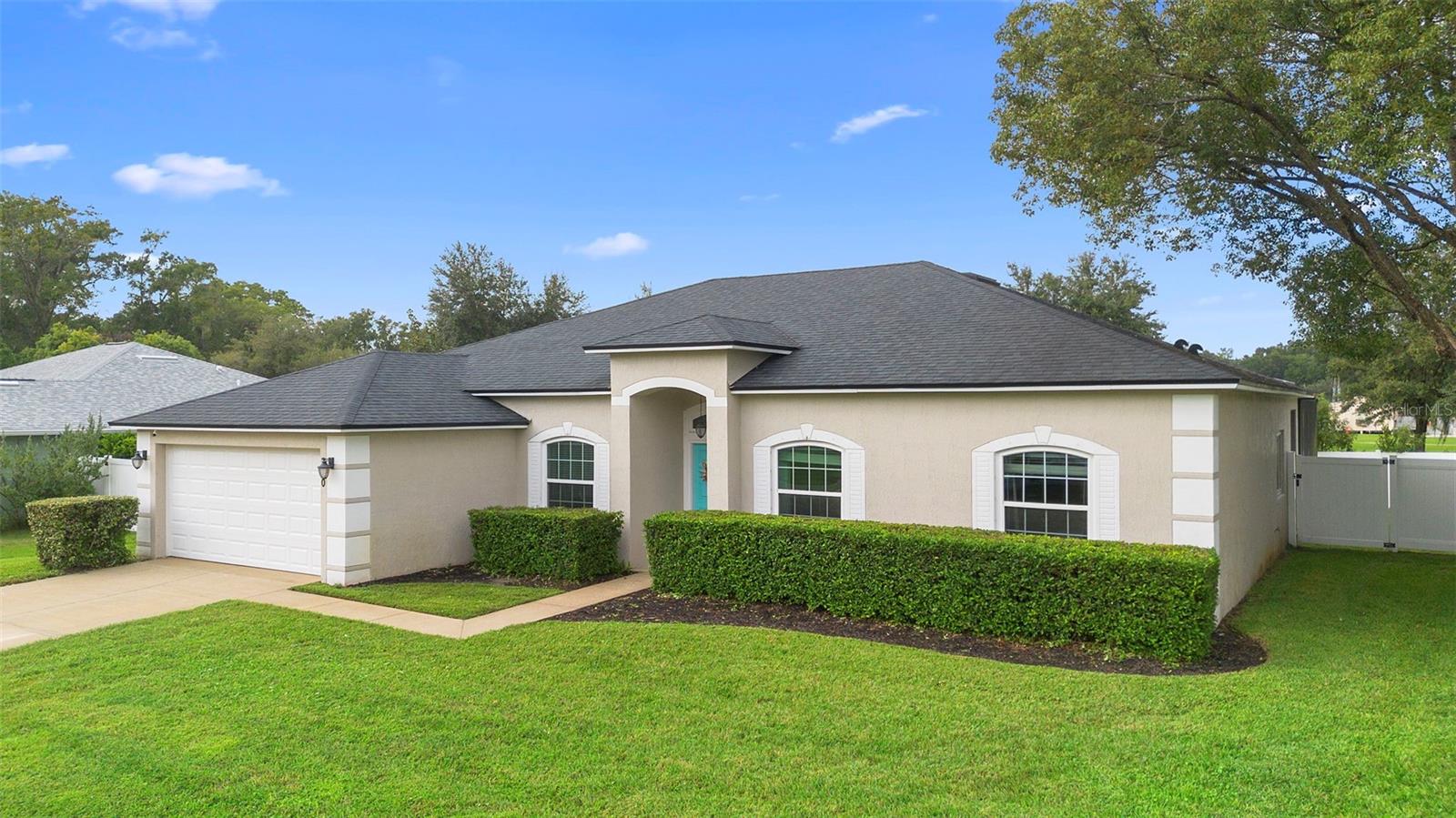 Image 4 of 43 For 700 Cypress Oak Circle