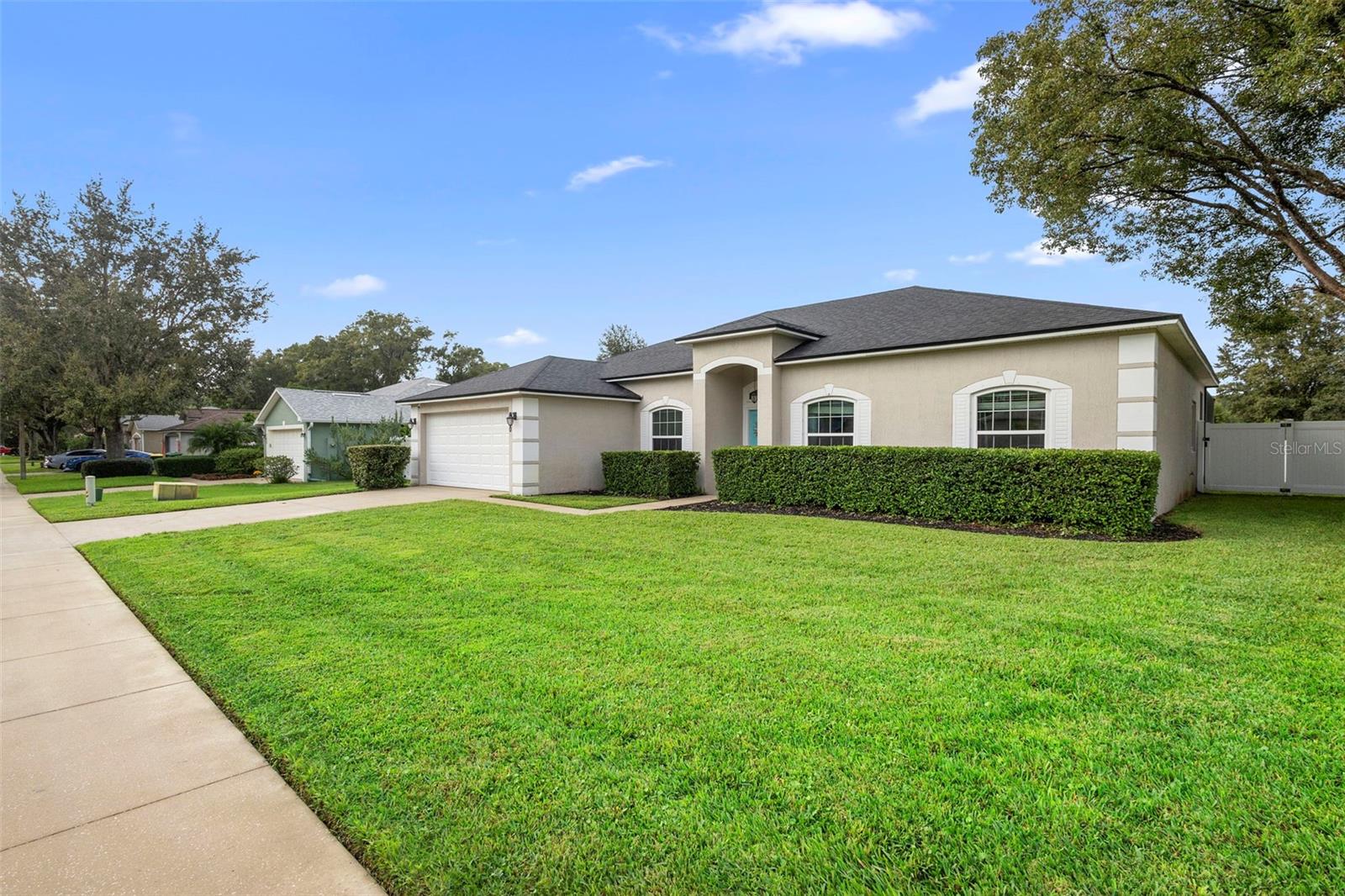 Image 6 of 43 For 700 Cypress Oak Circle