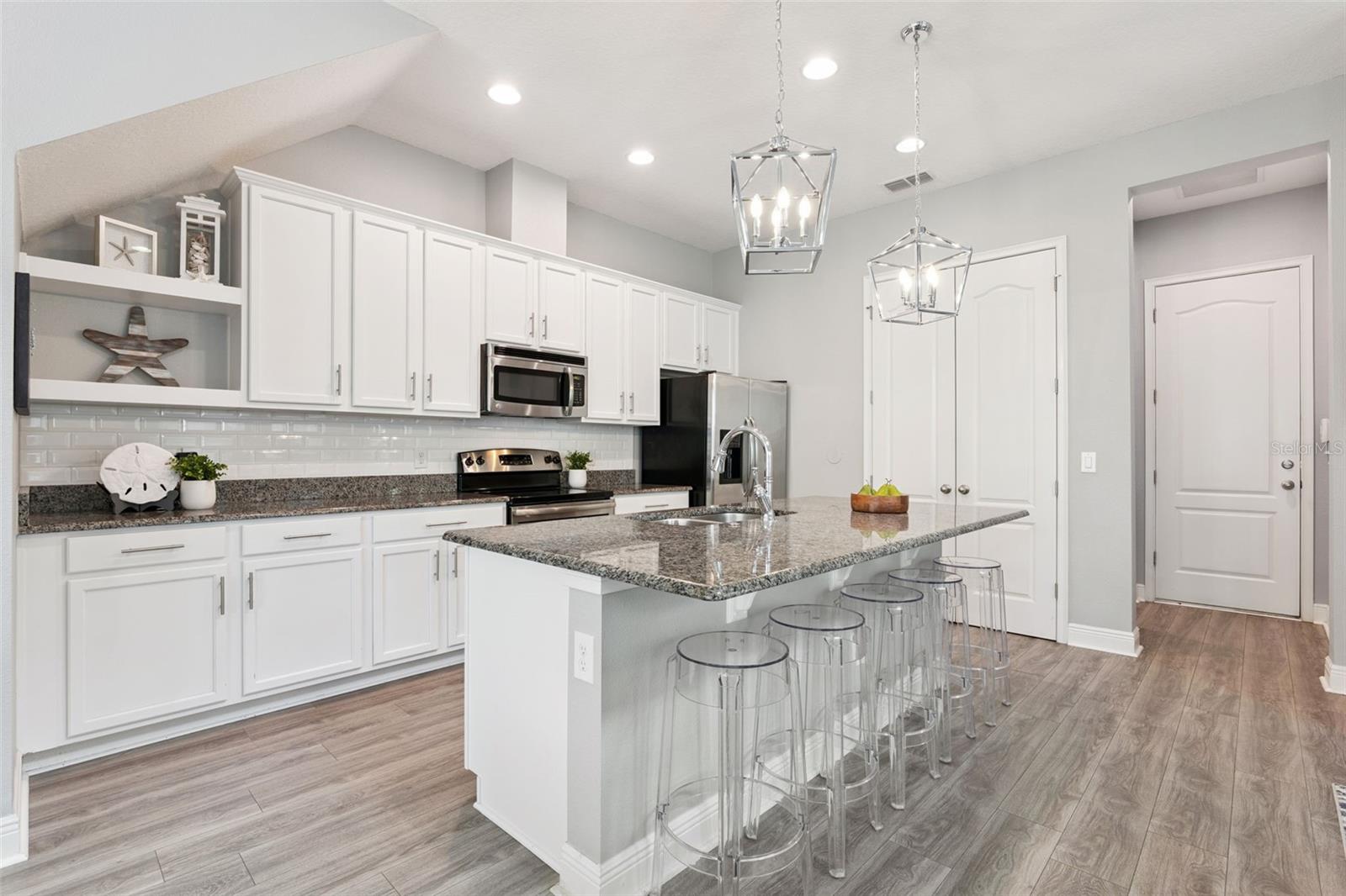 Image 10 of 34 For 8525 Pinter Street