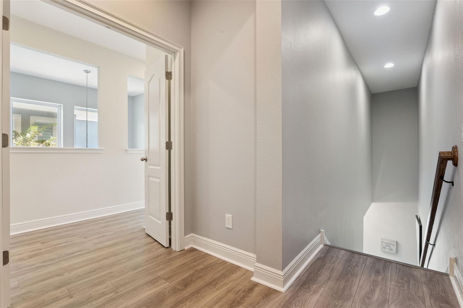 Image 17 of 34 For 8525 Pinter Street